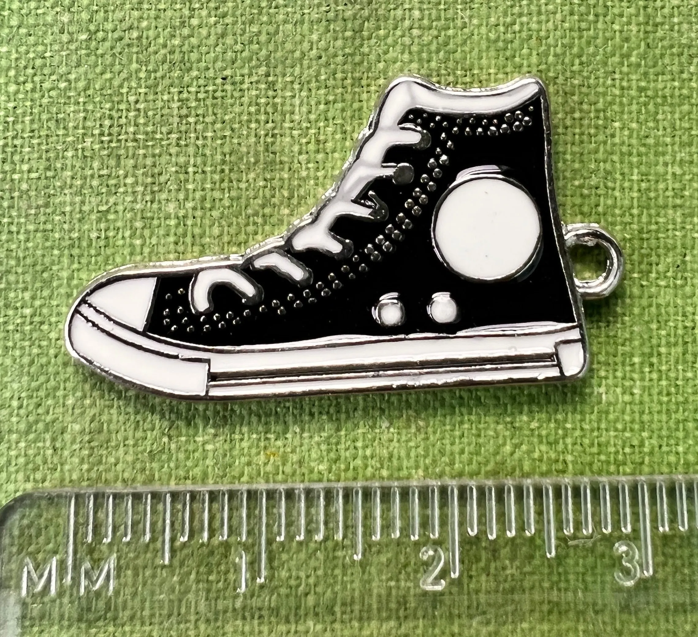 2.8cm Enamel Baseball Boot charm