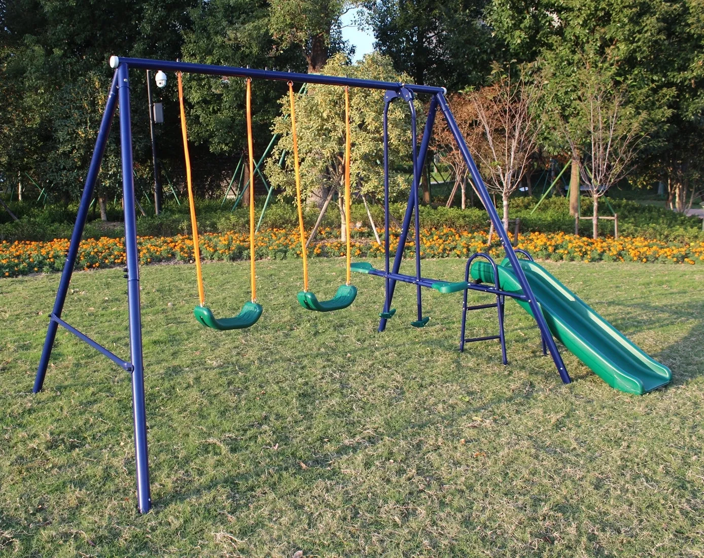 A-Frame Metal Swing Set w/ Slide