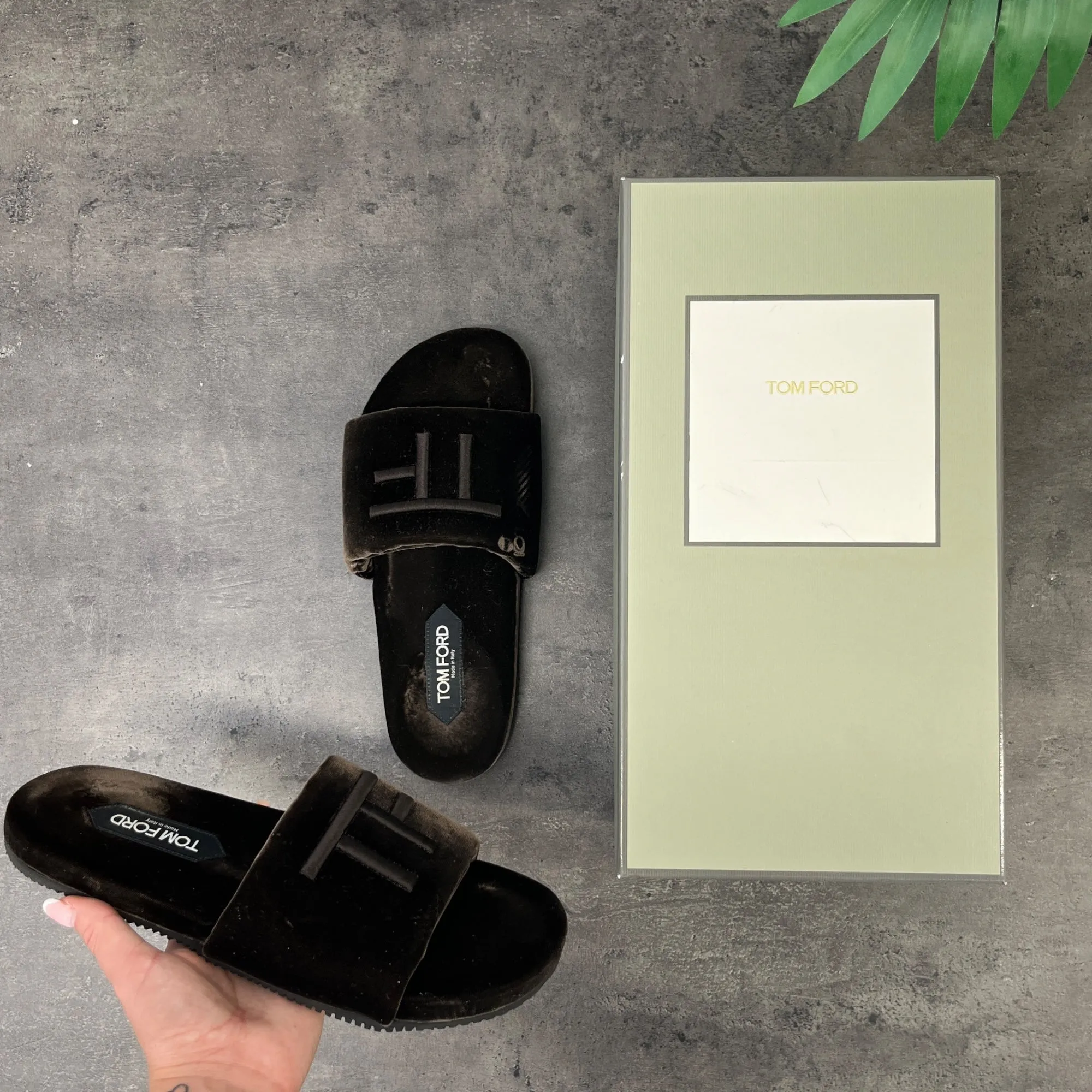 Men's Embroidered Logo Velvet Slides Brown Size EU 41 / UK 7