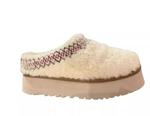 Thick Soled Women's Plush Shoes